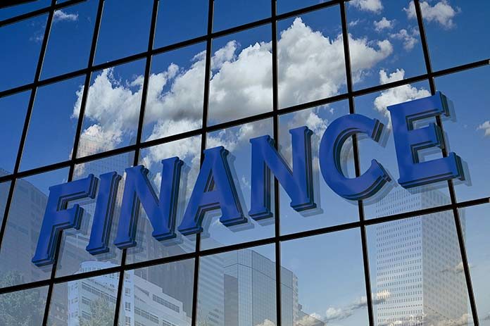 Branża finansowa dla początkujących. Jak przygotować się do pracy w finansach?