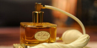 Kolekcja perfum Marc Jacobs Daisy w buteleczkach z charakterystycznym korkiem