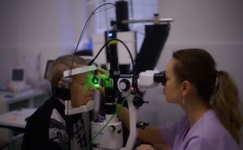 Czy rada pedagogiczna zatwierdzą szkolny zestaw programów nauczania?